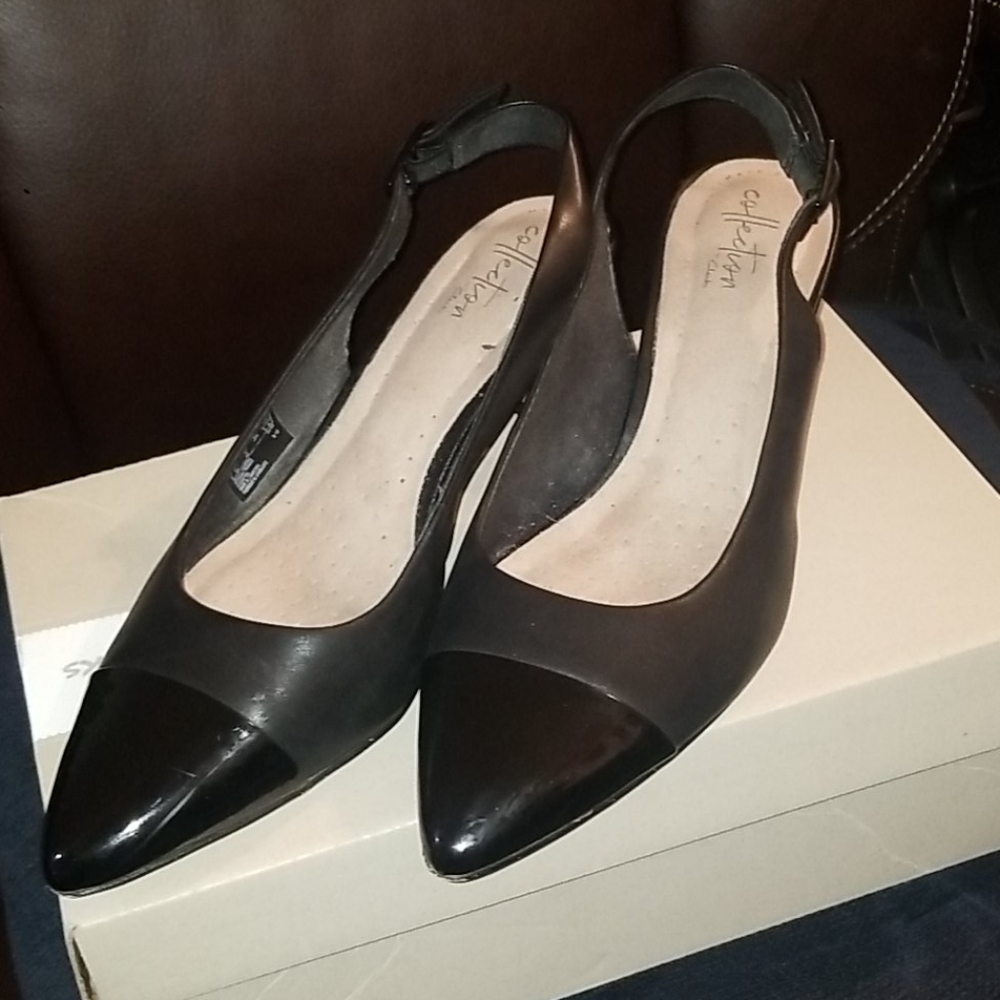 Clark Leather Pumps
